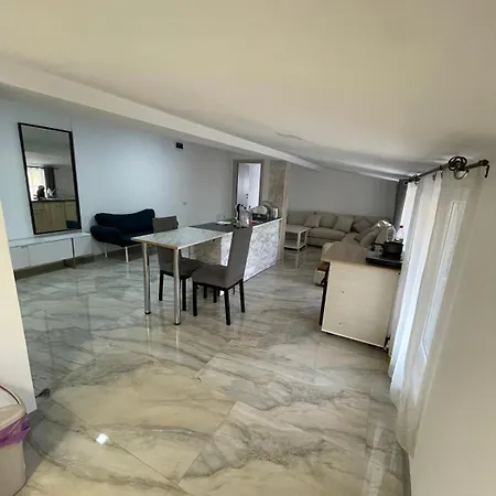 Guest house Mansarda In Vila Strada Oituz
